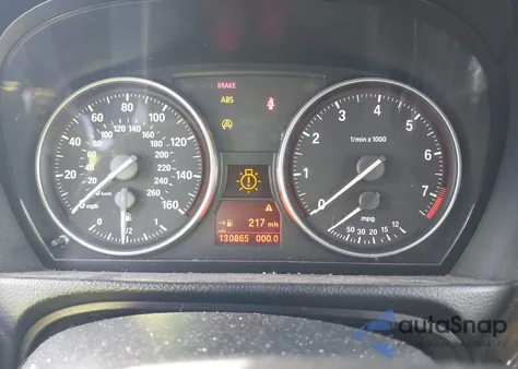 2010 BMW 328I из США, поврежденный, VIN WBAPH7C55AA176218